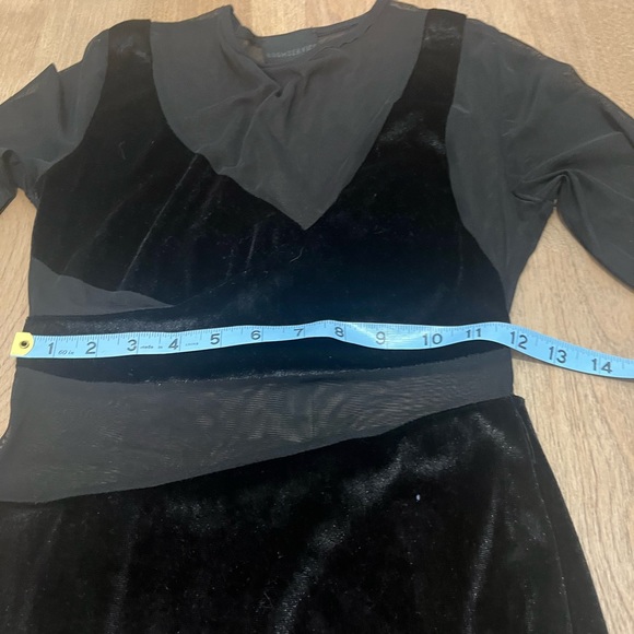 ROOM SERVICE-VELVET MESH CUT OUT DETAIL MINI DRESS - Picture 4 of 8